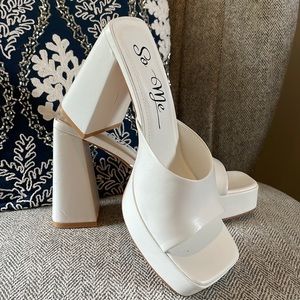 White platform sandals heels 8 NWT